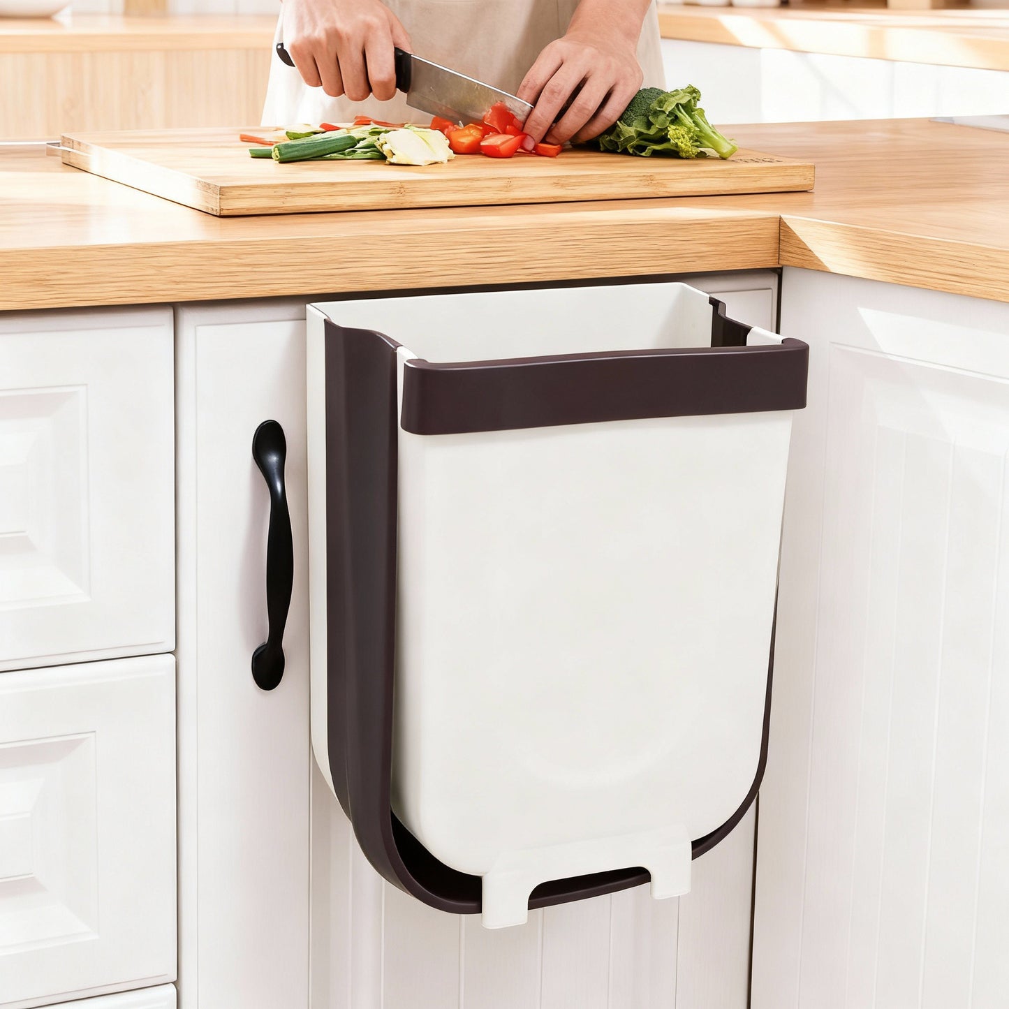 Cubo de basura plegable para cocina